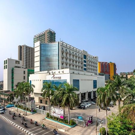 Orchardz Hotel Industri Jakarta Kemayoran Buitenkant foto