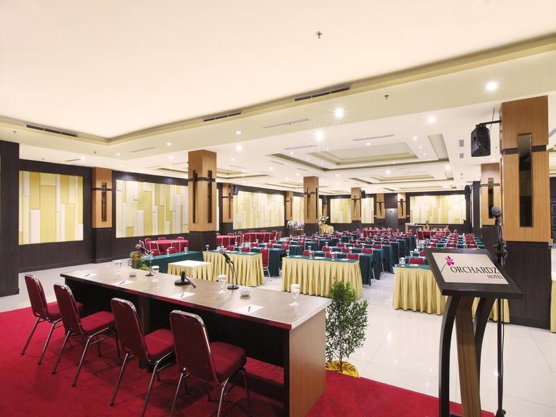 Orchardz Hotel Industri Jakarta Kemayoran Buitenkant foto