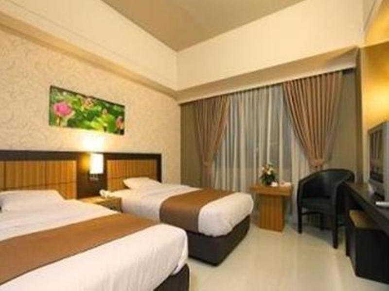 Orchardz Hotel Industri Jakarta Kemayoran Buitenkant foto